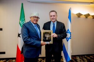Israeli Defense Minister Katz and President Abdirahman Mohamed Abdullahi Irro in Jeruselam 1