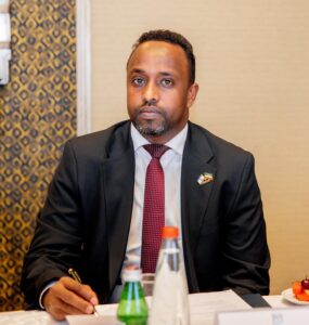 Israel Finance Minister Pledges Support to Somaliland in Overcoming Global Banking Barriers During Historic Jerusalem Meeting. 12 Somaliland bank Manager